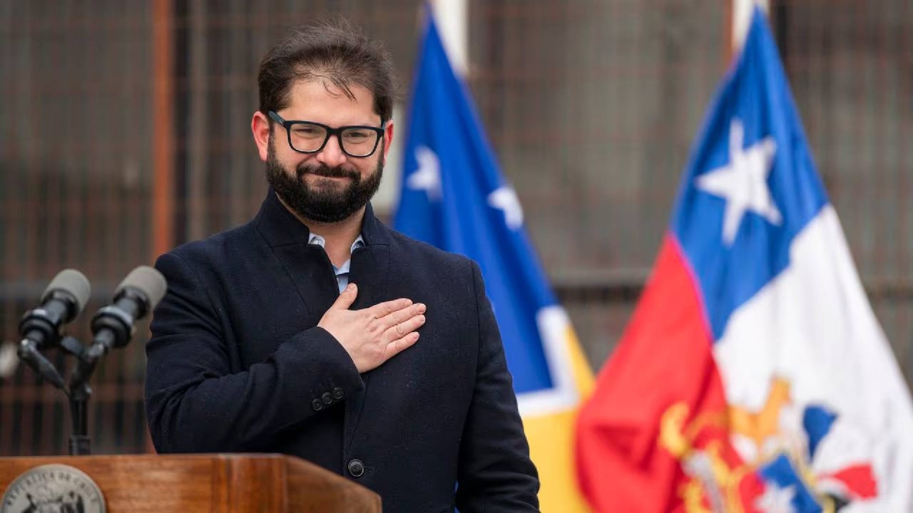Presidente Gabriel Boric llama a su embajador en Venezuela por las polémicas declaraciones del canciller Yván Gil