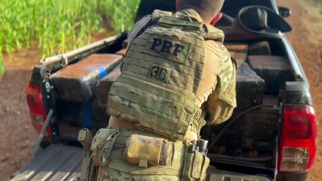 Após perseguição, PRF apreende mais de uma tonelada de maconha no PR