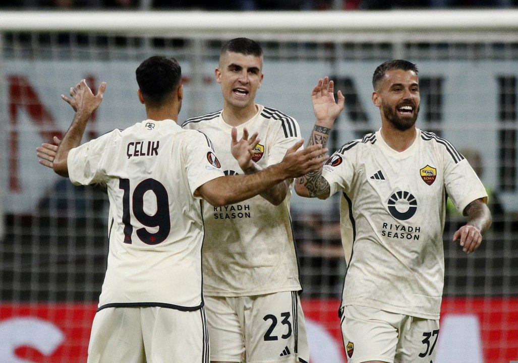 EN HL EUL MIL ROM 110424