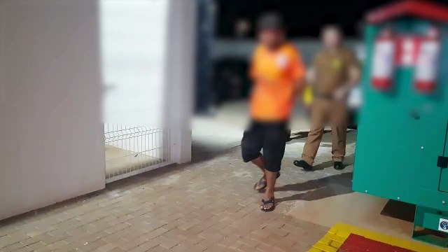 Suspeito de esfaquear homem no Guarujá é preso pela PM