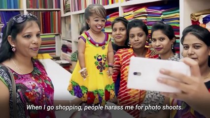 WORLD'S SHORTEST WOMAN (28 years old, 24 inches tall)