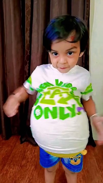 Ye Kya Kar Rha hain  #shorts #comedyshorts #funnymoments #funnyshorts