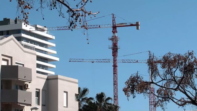 Asociaciones del sector de la vivienda reaccionan a la limitación de alojamientos turísticos