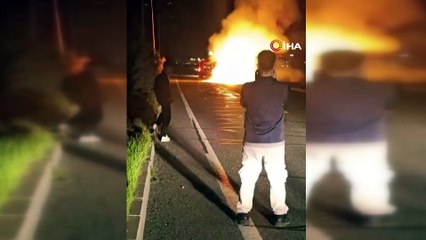 Diyarbakır’da seyir halindeki otomobil yandı: O anlar kamerada