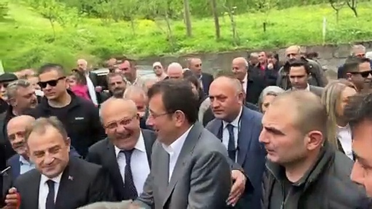 Ekrem İmamoğlu, köyünde "kurtlarını döktü"