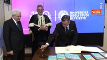 Mattarella accolto dagli applausi all'Universit? di Trieste per laurea honoris causa