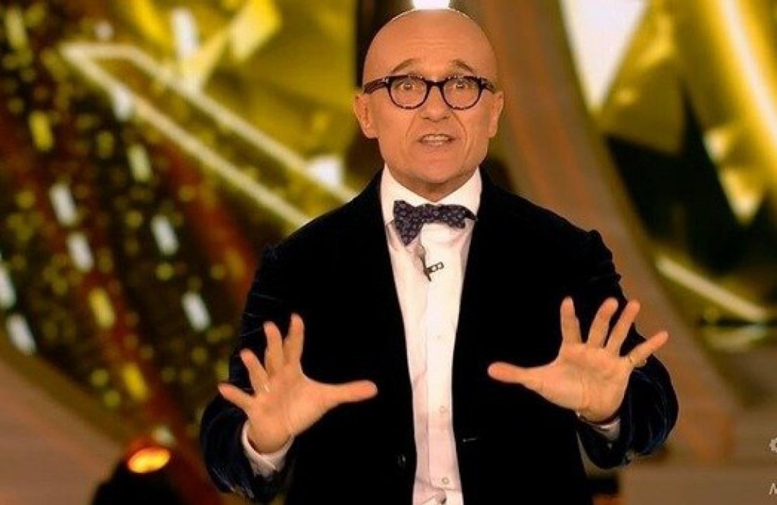 'Lei aveva sempre la cistite': Alfonso Signorini rivela le notti di fuoco con l'ex fidanzata