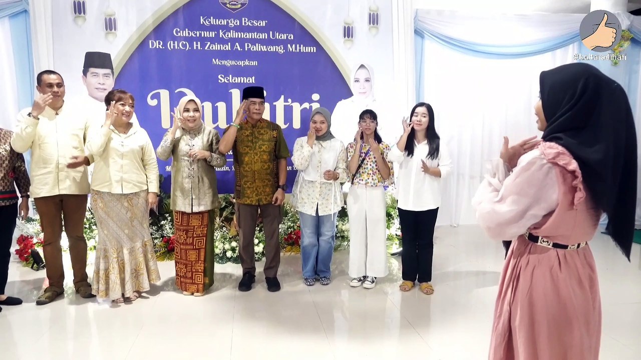 Gubernur Kaltara, Bersama Ketua TP PKK Kaltara, Belajar Bahasa Isyarat