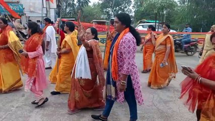 Video Story - चैत्र नवरात्र : पोनांग तालाब से दुर्गा मंदिर तक निकाली 51 मीटर लंबी चुनरी यात्रा