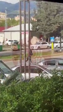 Starbucks şubesine saldırı! Pompalı tüfek ile bir kişi yaralandı