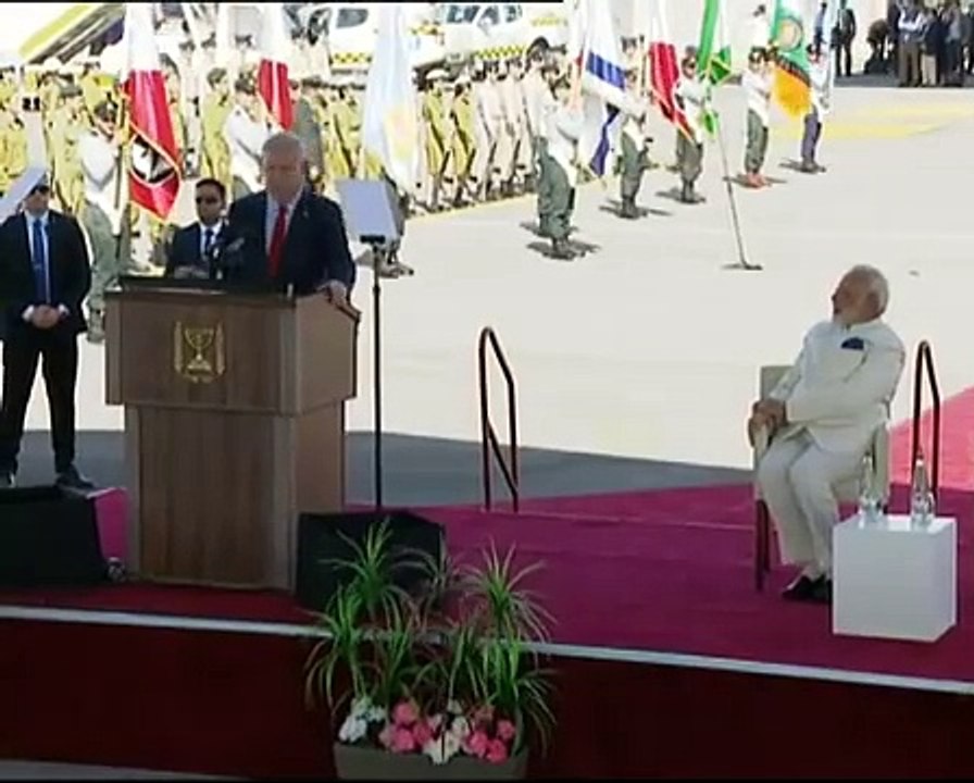 PM Modi  arrives to a warm welcome in Tel Aviv, Israel