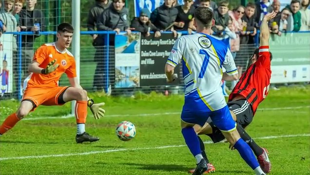 Haywards Heath Town v AFC Varndeanians in photos
