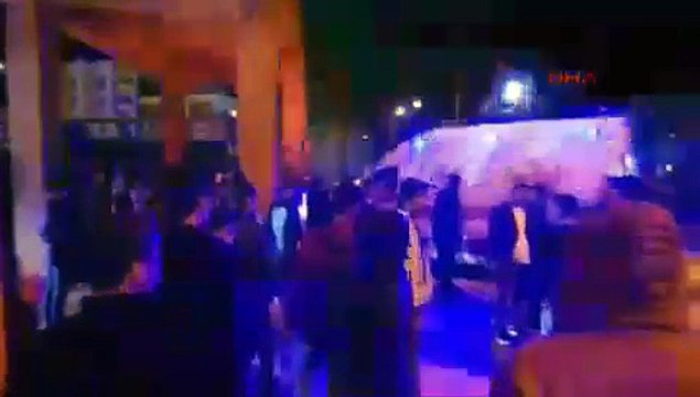 Uzman çavuşa taciz dayağı... Linç edilmekten polis kurtardı