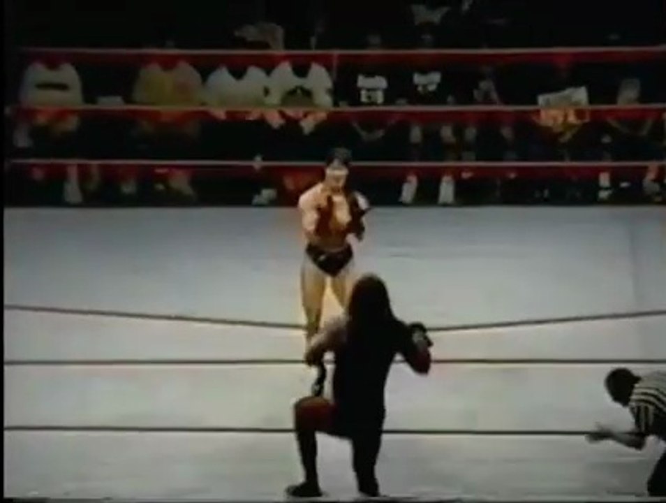 House Show 4-15-1999 Clip