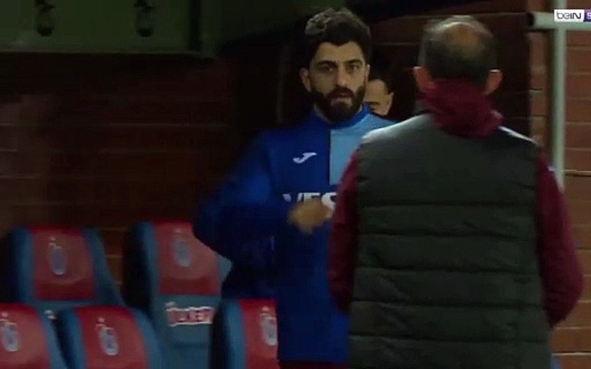 O Nasıl Hareket... Umut Bozok'un Uygunsuz Hareketi Sosyal Medyada Viral Oldu!