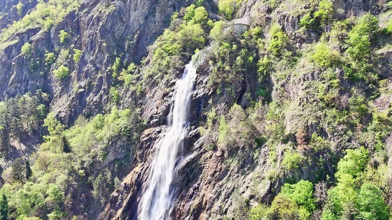 2024.04.12 Vol vers la cascade de Pissevache