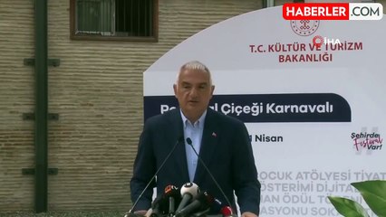 Tải video: Bakan Ersoy: 'Adana'da bin, Türkiye geneli 40 bin sanatçı katılacak' Türkiye Kültür Yolu Festivali başladı