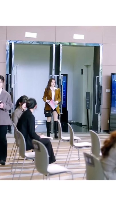 3 hot CEO invited him at the same time..