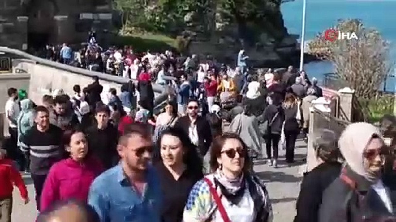 Bayram tatilinde herkes oraya akın etti! 8 günde nüfusunun 100 katı turist ağırladı