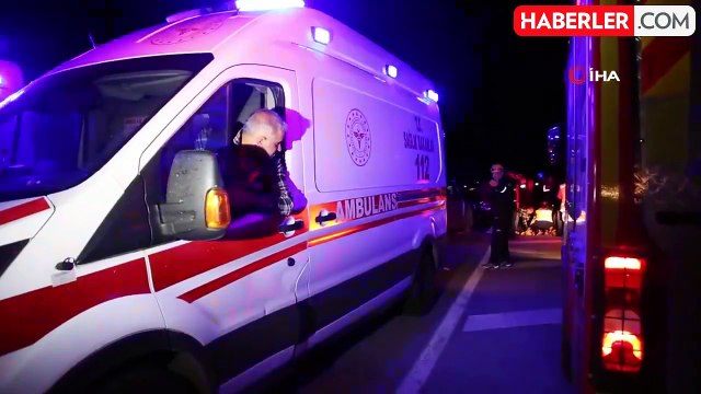 Muş'ta sıkışmalı trafik kazasında 9 kişi yaralandı