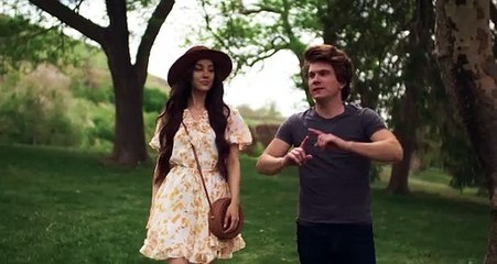 Mr. Right Bande-annonce (EN)