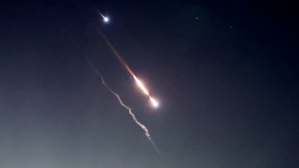 İran, İsrail'e saldırdı