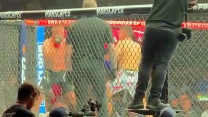 Max Holloway vs Justin Gaethje UFC 300