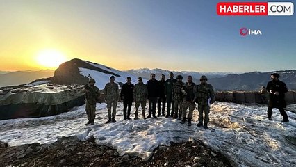 Korgeneral Metin Tokel, Selçuk Bayraktar ve Ahmet Akyol'dan sınır birliklerine bayram ziyareti