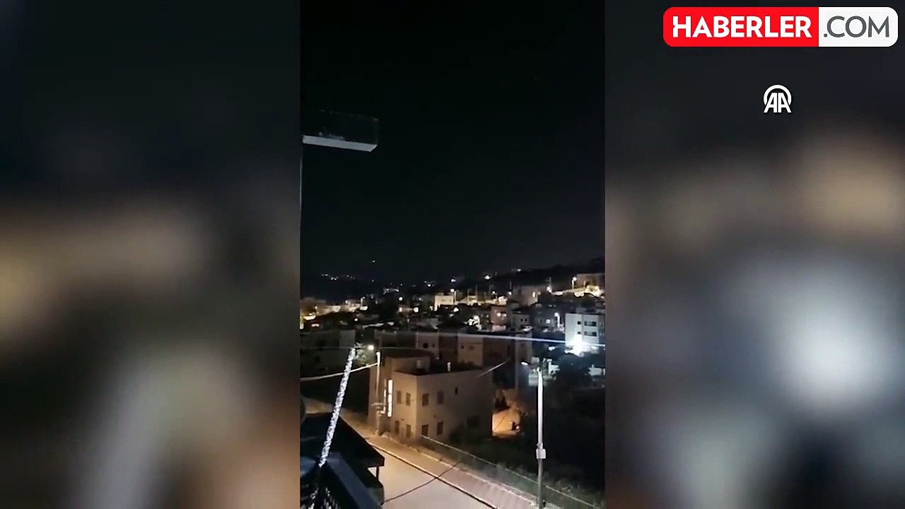 İran, İsrail'e "Gerçek Vaat" operasyonu! 300'e yakın füze ve İHA ile saldırdılar