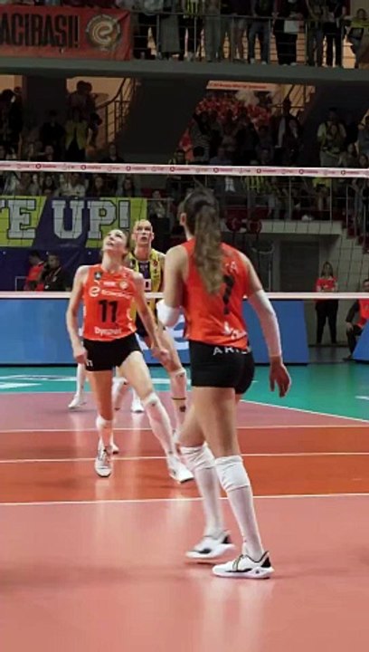 Fenerbahçe Opet-Eczacıbaşı Dynavit