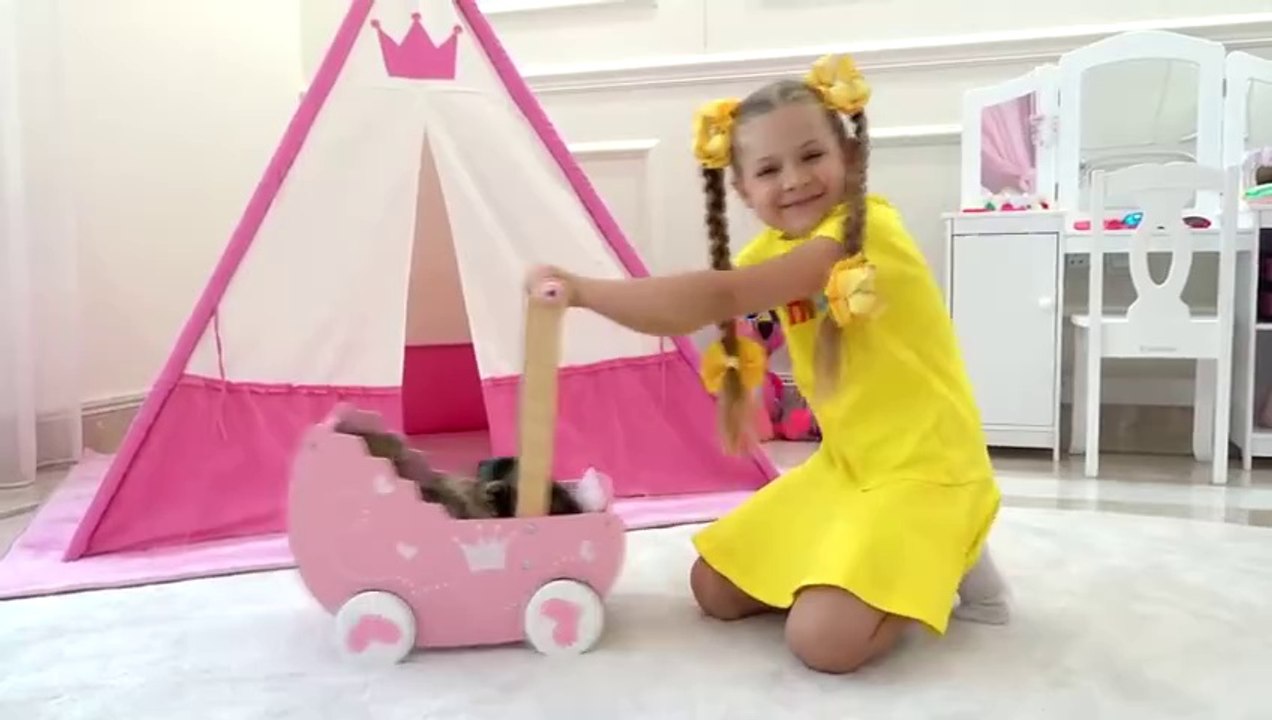 Diana and Oliver Funny Baby Adventures with cat