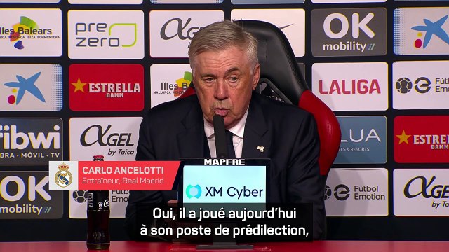 Ancelotti : “Tchouameni a beaucoup de présence à ce poste”