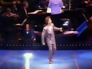 WE DON'T TALK ANYMORE by Cliff Richard - live performance  1988