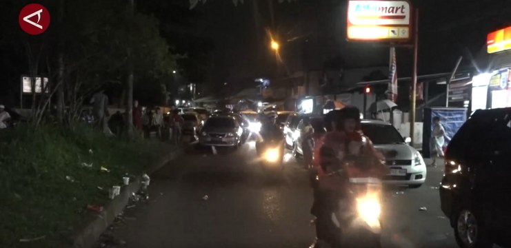 Efek one way , warga terjebak lebih 9 jam untuk bisa ke Puncak Bogor