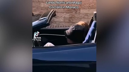 Pillan a Magui Corceiro y Lando Norris juntos en un Ferrari en Mónaco
