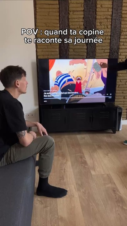 Elle parle vraiment trop 