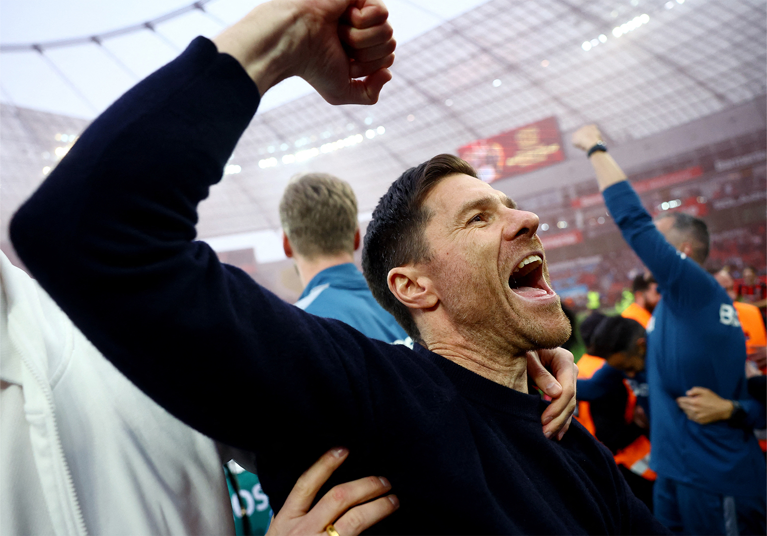 Bundesliga : le Bayer Leverkusen sacré champion d'Allemagne grâce à un triplé de Florian Wirtz