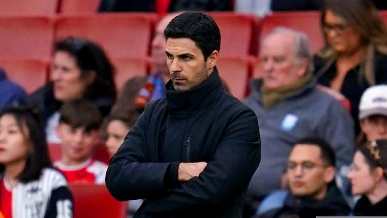 Arteta tells Arsenal to 'stand up and be counted' after Villa defeat