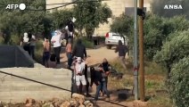 Cisgiordania, sassaiole e colpi d'arma da fuoco tra palestinesi e coloni