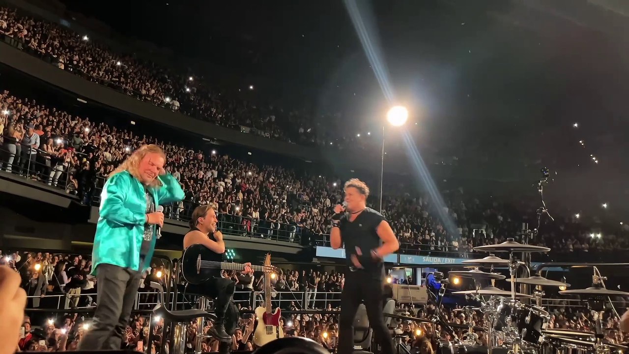 Carlos Vives y Maná