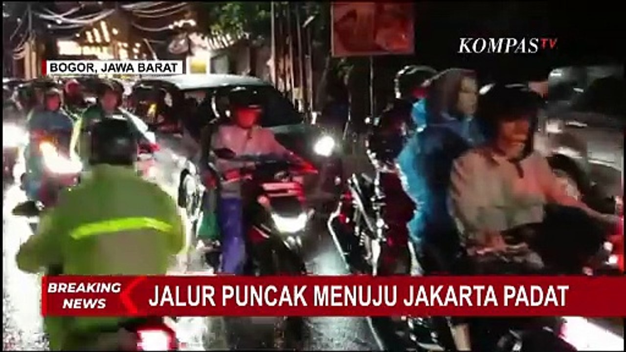 Antrean Panjang Kendaraan dari Arah Puncak Bogor Menuju Jakarta Terpantau Padat