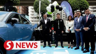 Private companies welcome to invest in EV charging facilities, says Loke