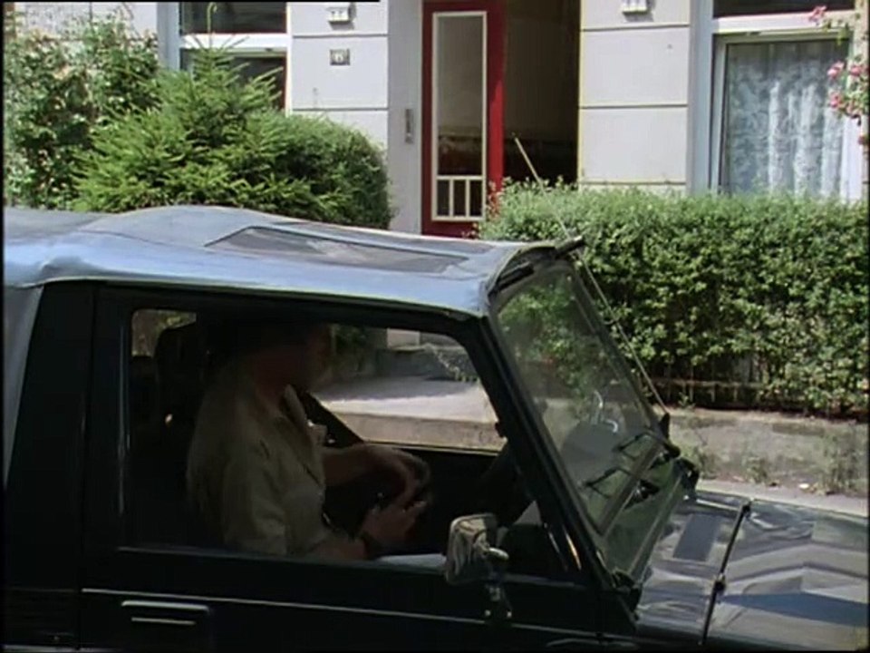 Grossstadtrevier S02E03-Grosse Haie kleine Fische