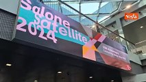 Apre il Salone del Mobile di Milano, migliaia di visitatori in coda gi? dalle prime ore
