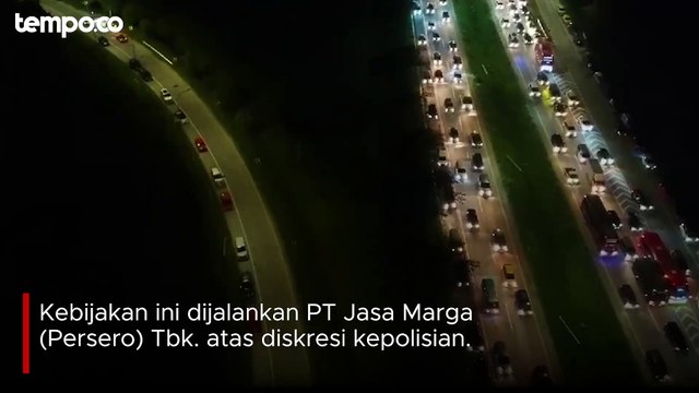 Video Drone: Puncak Arus Balik Lebaran, Kemacetan Mengular di Tol Cipali Sejak Minggu Malam