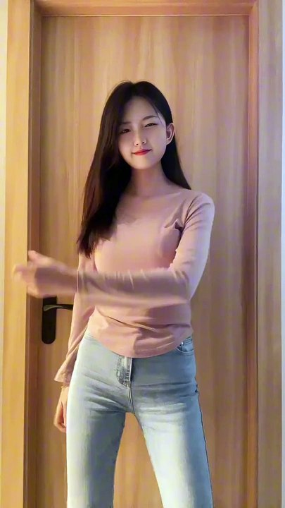 一起跳个舞蹈吧主播热舞A roundup of the longest-legged beauties on the internet. Here come the beauties, performing sexy dances.TikTok beautiful women dancing