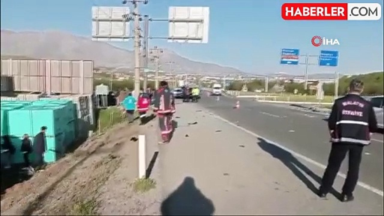 Malatya'da yolcu otobüsü devrildi: Çok sayıda yaralı var