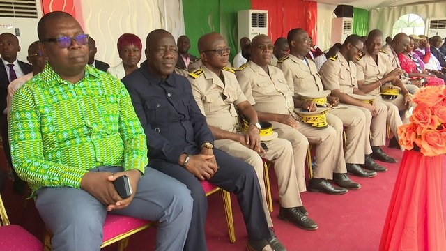 Le ministre d’Etat, Kobenan Adjoumani remet 2500 tonnes de kits agricoles aux producteurs de Guiglo