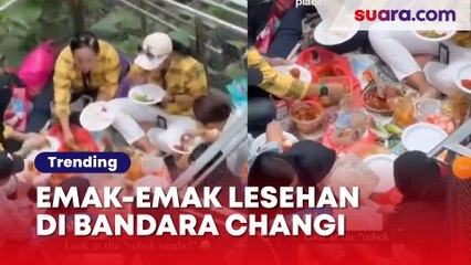 Berasa Lagi di Curug, Diduga Emak-emak Indonesia Asyik Makan Lesehan di Bandara Changi Singapura