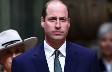 Le prince William retrouve discrètement Carole Middleton dans un bar